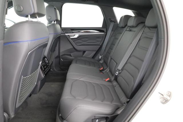 Volkswagen Touareg 3.0 TSI eHybrid 340 kW 4Motion R 4M, Pano, HuD, AHK, IQ.Light, Leder, Luft, 5-J Garantie 