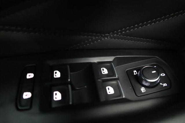Volkswagen Touareg 3.0 TSI eHybrid 340 kW 4Motion R 4M, 22-Zoll, Area, Pano, HuD, AHK, IQ.Light, Leder, Luft, 5-J Garantie 