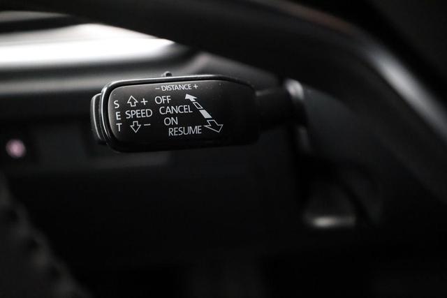 Skoda Elroq 85 Loft 85, AHK, Matrix, Navi, el. Klappe, Wärmepumpe 