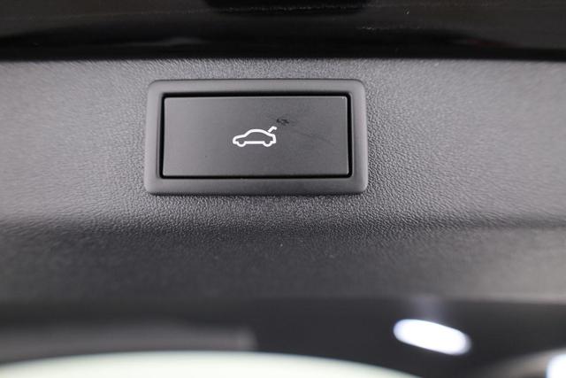 Skoda Elroq 85 Loft 85, AHK, Matrix, Navi, el. Klappe, Wärmepumpe 
