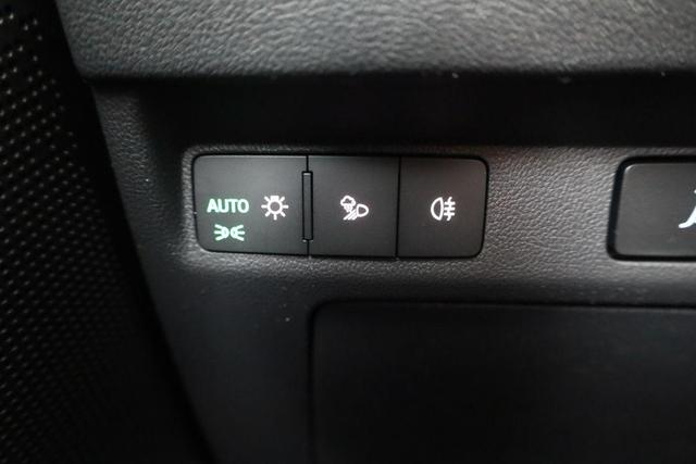 Skoda Elroq 85 Loft 85, AHK, Matrix, Navi, el. Klappe, Wärmepumpe 