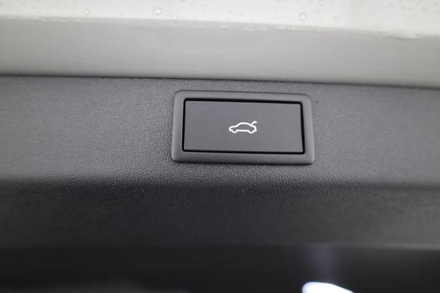 Skoda Elroq 85 Loft 85, AHK, Matrix, Navi, el. Klappe, Wärmepumpe 