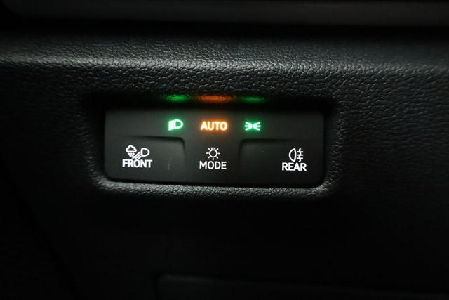 Volkswagen Tiguan 1.5 eTSI 110 kW Life DSG Life, Navi, AHK, easyOpen, LED-Plus, Kamera 