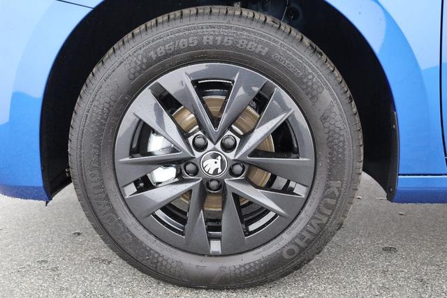 Skoda Fabia Selection 1.0 TSI 130 Jahre, Kamera. 15-Zoll schwarz, Winterpaket 