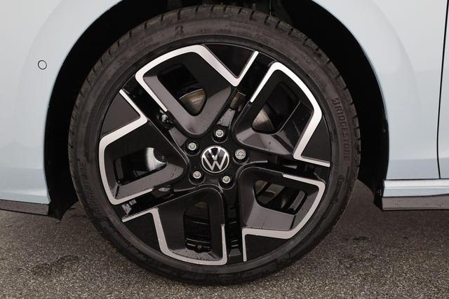 Volkswagen Golf 1.5 TSI 110 kW R-Line VIII Black, 18-Zoll, Kamera, LED-Plus, 3-J Garantie 
