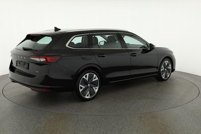 Skoda Superb Combi 2.0 TDI 142kW 4x4 Selection DSG Selection, Standheizung, Pano, AHK, Navi, Matrix 