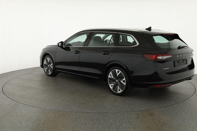 Skoda Superb Combi 2.0 TDI 142kW 4x4 Selection DSG Selection, Standheizung, Pano, AHK, Navi, Matrix 