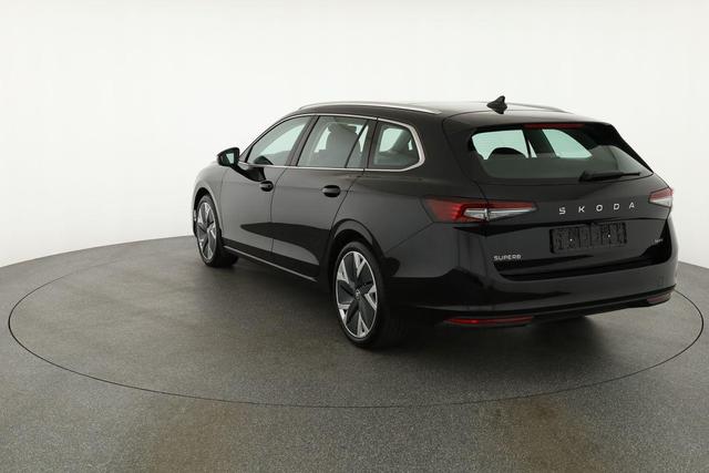Skoda Superb Combi 2.0 TDI 142kW 4x4 Selection DSG Selection, Standheizung, Pano, AHK, Navi, Matrix 