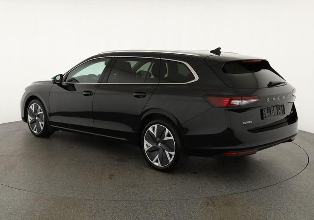 Skoda Superb Combi 2.0 TDI 142 kW 4x4 Selection DSG Selection, Standheizung, Pano, AHK, Navi, Matrix 