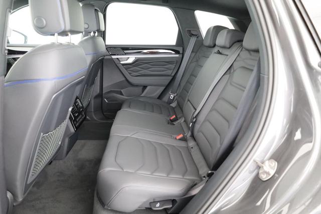 Volkswagen Touareg 3.0 TSI eHybrid 340 kW 4Motion R 4M, 22-Zoll, Area, Pano, HuD, AHK, IQ.Light, Leder, Luft, 5-J Garantie 