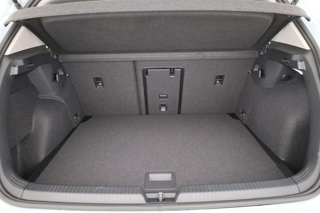 Volkswagen Golf VIII 1.5 TSI Life, Kamera, Ready2, Winterpaket, 3-J Garantie 