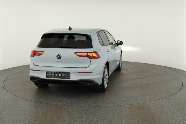 Volkswagen Golf VIII 1.5 TSI Life, Kamera, Ready2, Winterpaket, 3-J Garantie 