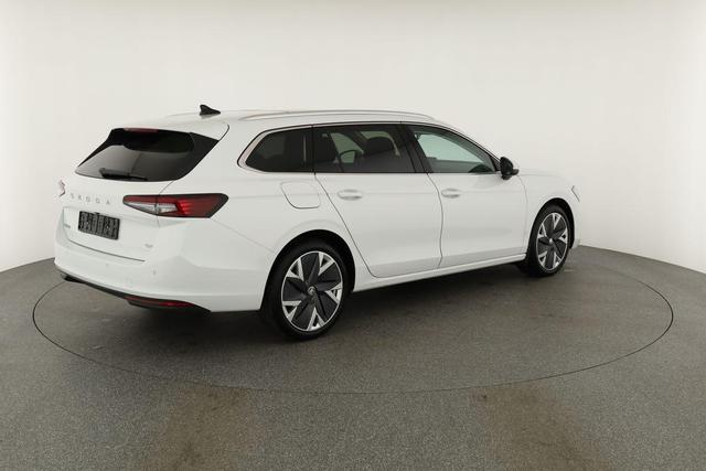 Skoda Superb Combi 2.0 TDI 142 kW 4x4 Selection DSG Selection, Standheizung, Pano, AHK, Navi, Matrix 