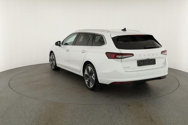 Skoda Superb Combi 2.0 TDI 142 kW 4x4 Selection DSG Selection, Standheizung, Pano, AHK, Navi, Matrix 