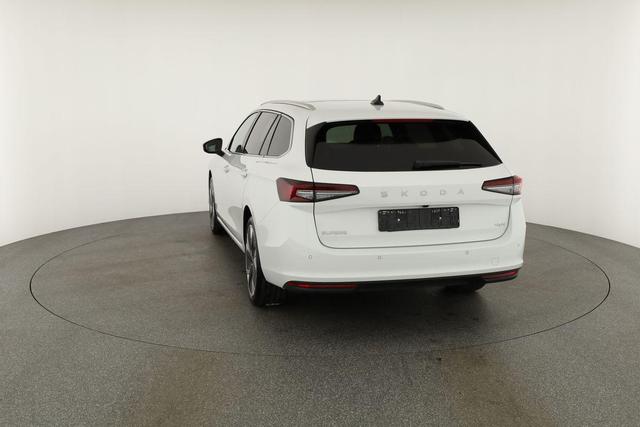 Skoda Superb Combi 2.0 TDI 142 kW 4x4 Selection DSG Selection, Standheizung, Pano, AHK, Navi, Matrix 