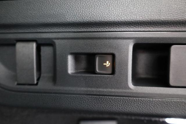 Volkswagen Passat Variant 1.5 TSI eHybrid 150 kW Business Business, IQ.Light, AHK, Winter plus, Akustik, Navi, sofort 