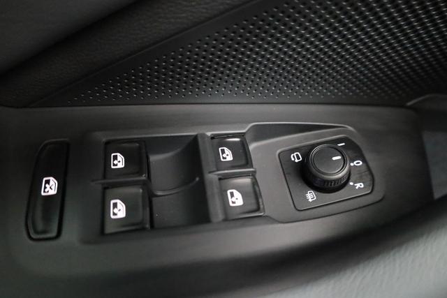 Volkswagen Passat Variant 1.5 TSI eHybrid 150 kW Business Business, AHK, Winter plus, Akustik, Navi, sofort 