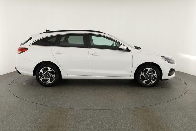 Hyundai i30 Kombi 1.5i Style, Navi, LED, Kamera, sofort 