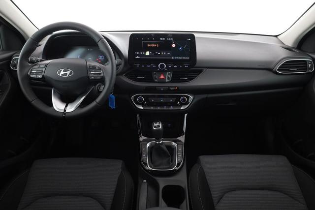 Hyundai i30 Kombi 1.5i Family, Navi, LED, Kamera, sofort 