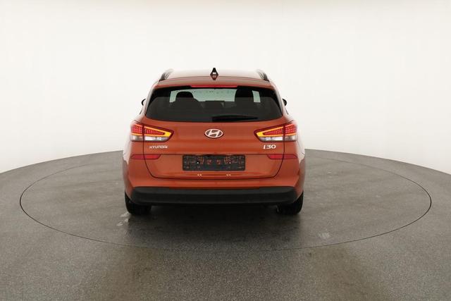 Hyundai i30 Kombi 1.5i Family, Navi, LED, Kamera, sofort 