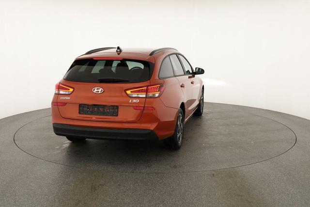 Hyundai i30 Kombi 1.5i Family, Navi, LED, Kamera, sofort 