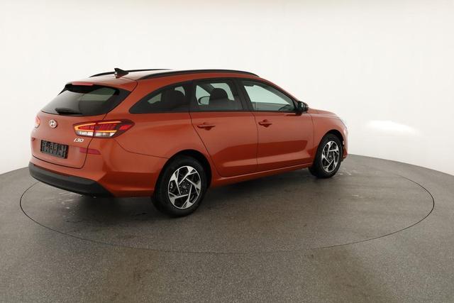 Hyundai i30 Kombi 1.5i Family, Navi, LED, Kamera, sofort 