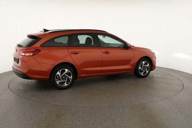 Hyundai i30 Kombi 1.5i Family, Navi, LED, Kamera, sofort 