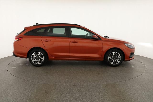 Hyundai i30 Kombi 1.5i Family, Navi, LED, Kamera, sofort 