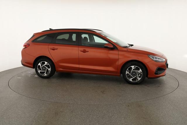 Hyundai i30 Kombi 1.5i Family, Navi, LED, Kamera, sofort 