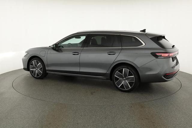 Volkswagen Passat Variant 1.5 TSI eHybrid 200 kW R-Line R-LINE, Pano, 19-Zoll, IQ.Light 