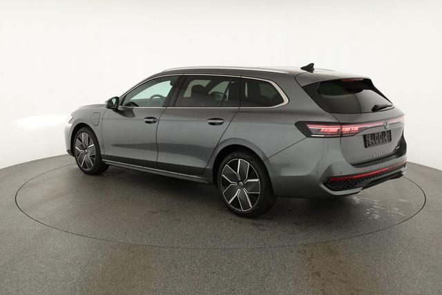 Volkswagen Passat Variant 1.5 TSI eHybrid 200 kW R-Line R-LINE, HuD, ProMax, Pano, 19-Zoll, IQ.Light 