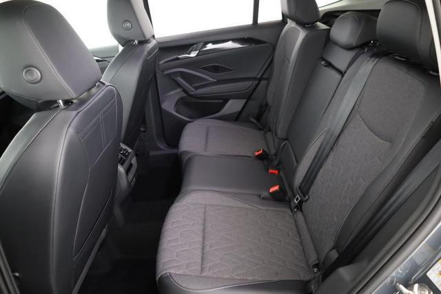 Volkswagen Tiguan 1.5 TSI eHybrid 150 kW Life DSG Life, AHK, Navi, ParkAssist, 5-J Garantie 