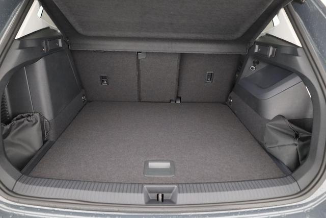 Volkswagen Tiguan 1.5 TSI eHybrid 150 kW Life DSG Life, AHK, Navi, ParkAssist, 5-J Garantie 