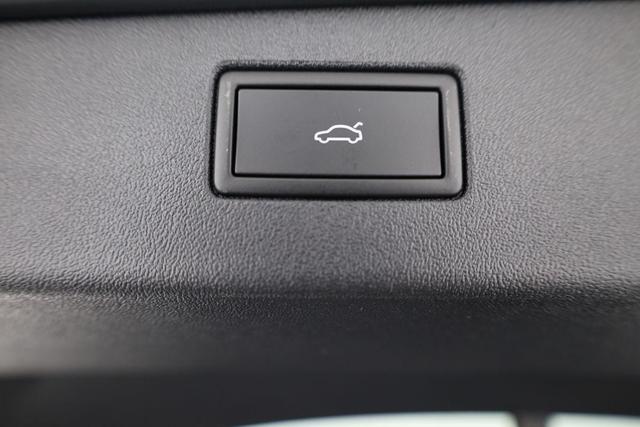 Volkswagen Tiguan 1.5 TSI eHybrid 150 kW Life DSG Life, AHK, Navi, ParkAssist, 5-J Garantie 