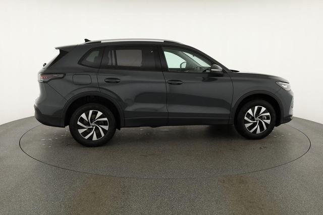 Volkswagen Tiguan 1.5 TSI eHybrid 150 kW Life DSG Life, AHK, Navi, ParkAssist, 5-J Garantie 
