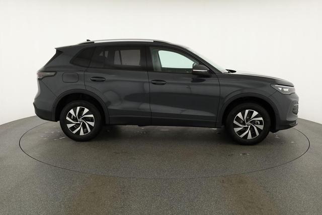 Volkswagen Tiguan 1.5 TSI eHybrid 150 kW Life DSG Life, AHK, Navi, ParkAssist, 5-J Garantie 