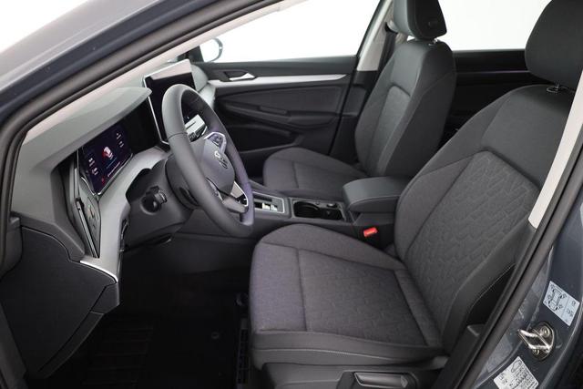 Volkswagen Golf Variant VIII 1.5 eTSI DSG Life, AHK, easyOpen, Kamera, Winter, 3-J Garantie 