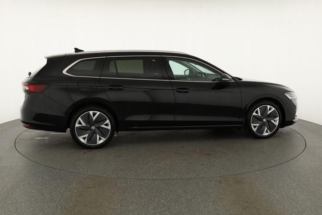 Skoda Superb Combi 2.0 TDI 142 kW 4x4 Selection DSG Selection, Standheizung, Pano, AHK, Navi, Matrix 