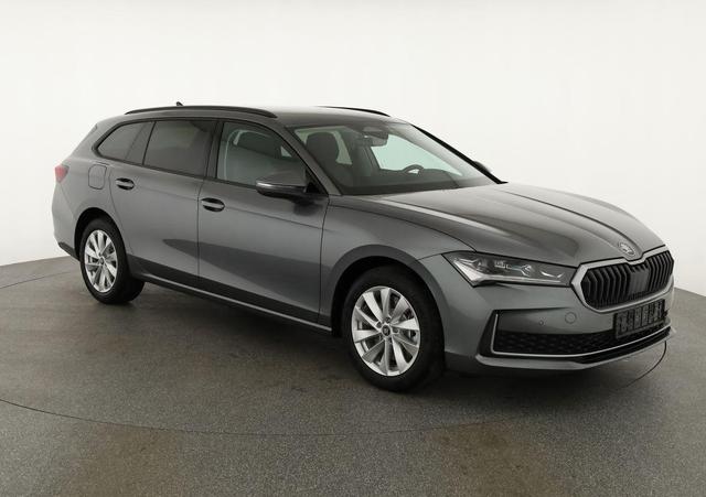 Skoda Superb Combi 1.5 TSI iV 150kW Selection DSG Selection, AHK, Matrix, Side, el. Klappe, Navi 