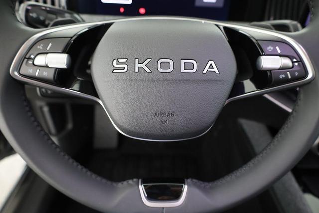 Skoda Superb Combi 1.5 TSI iV 150kW Selection DSG Selection, AHK, Matrix, Side, el. Klappe, Navi 