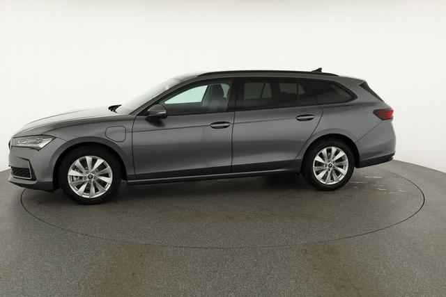 Skoda Superb Combi 1.5 TSI iV 150kW Selection DSG Selection, AHK, Matrix, Side, el. Klappe, Navi 