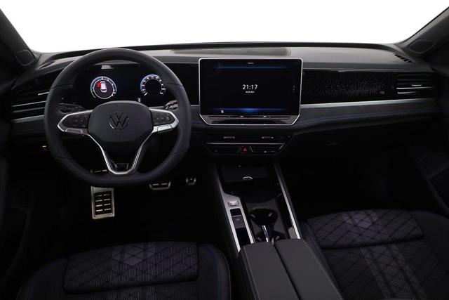 Volkswagen Passat Variant 1.5 TSI eHybrid 200 kW R-Line R-LINE, Pano, 19-Zoll, IQ.Light 