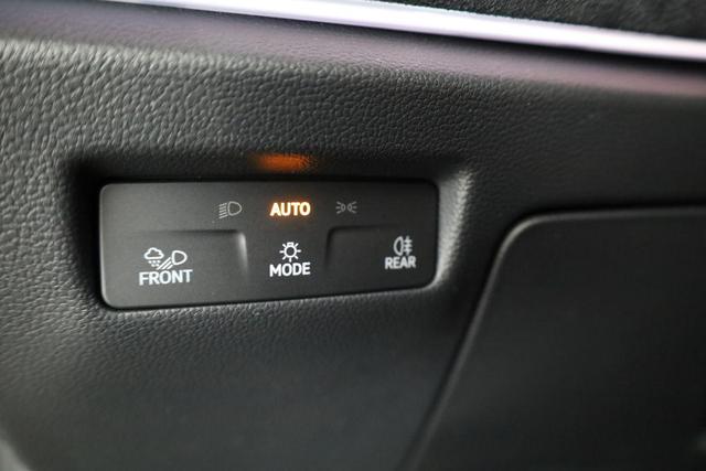 Volkswagen Passat Variant 1.5 TSI eHybrid 200 kW R-Line R-LINE, Pano, 19-Zoll, IQ.Light 