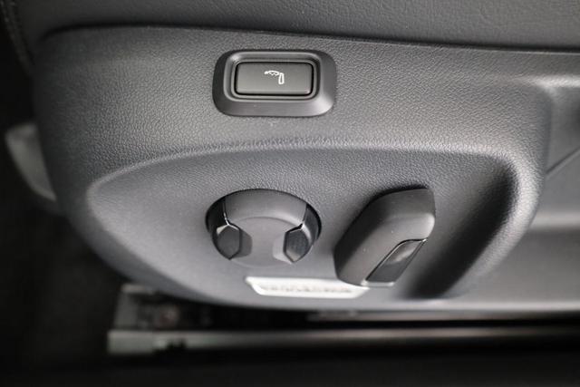 Volkswagen Passat Variant 1.5 TSI eHybrid 200 kW R-Line R-LINE, Pano, 19-Zoll, IQ.Light 