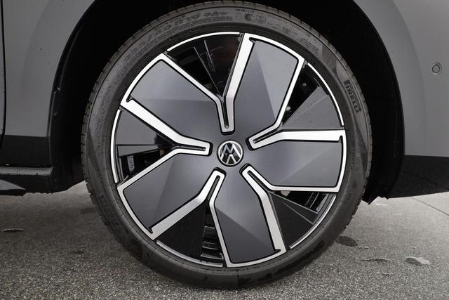 Volkswagen Passat Variant 1.5 TSI eHybrid 200 kW R-Line R-LINE, Pano, 19-Zoll, IQ.Light 