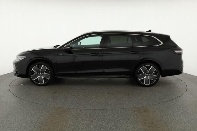 Volkswagen Passat Variant 1.5 TSI eHybrid 200 kW R-Line R-LINE, Pano, 19-Zoll, IQ.Light 
