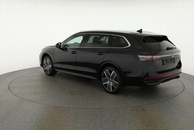 Volkswagen Passat Variant 1.5 TSI eHybrid 200 kW R-Line R-LINE, Pano, 19-Zoll, IQ.Light 
