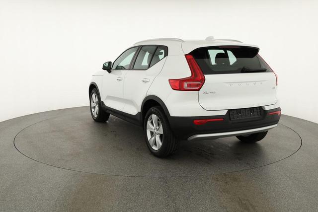 Volvo XC40 Core 2WD B3 Mild-Hybrid Core, Navi, Thors Hammer, Winter, Kamera, el. Klappe 