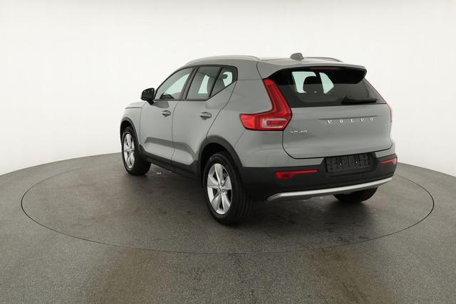 Volvo XC40 Core 2WD B3 Mild-Hybrid Core, AHK, Navi, Thors Hammer, Winter, Kamera, el. Klappe 