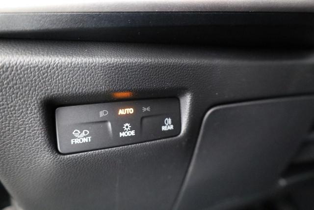 Skoda Superb Combi 1.5 TSI iV 150kW Selection DSG Selection, AHK, Matrix, Side, el. Klappe, Navi 